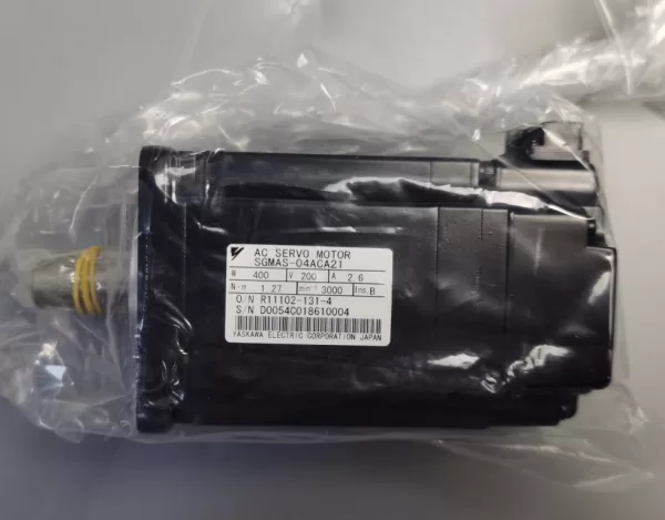 SGMAS-04ACA21 SERVO MOTOR