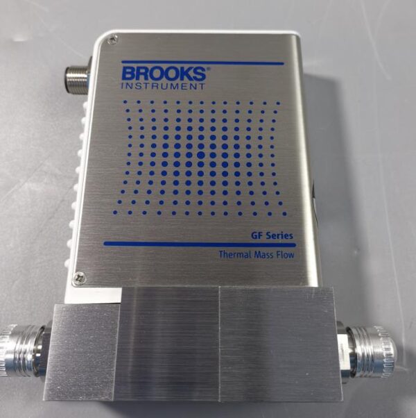 New Brooks GF125C-902140 Thermal Mass Flow Controller GF125CXXC GAS N2 - Image 2